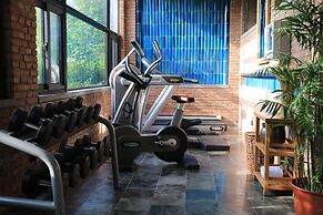 Brickyard Retreat at Mutianyu Great Wall