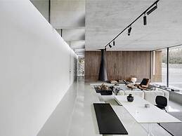 Brickyard Retreat at Mutianyu Great Wall