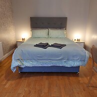 Lawnbrook Town Guest House