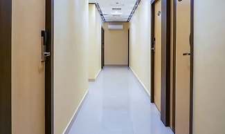 Treebo Oasis, Laxmisagar