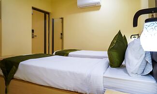 Treebo Oasis, Laxmisagar