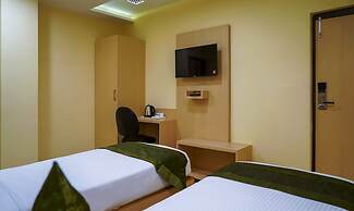 Treebo Oasis, Laxmisagar