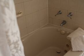 Hickory Bridge Farm Restaurant