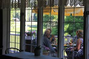 Hickory Bridge Farm Restaurant