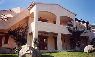 Residence Le Corti Di Marinella