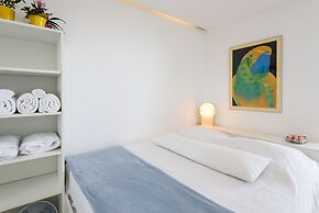 Omar do Rio - Apartamento V102