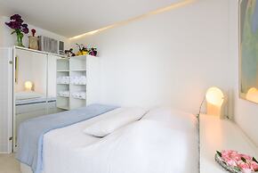 Omar do Rio - Apartamento V102