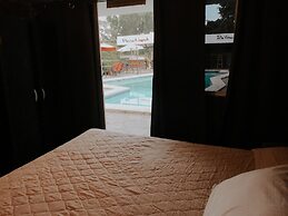 Villa Napoli Bed & Breakfast