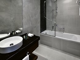 Mövenpick Hotel Apartments Downtown Dubai