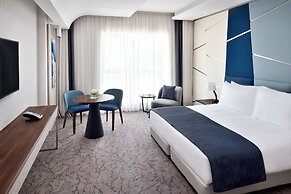 Mövenpick Hotel Apartments Downtown Dubai
