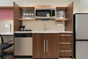 Home2 Suites by Hilton Newark Airport