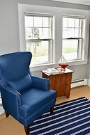 East Wind Inn