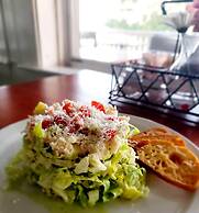 East Wind Inn