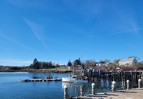 East Wind Inn