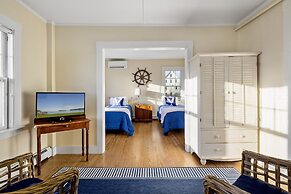 East Wind Inn