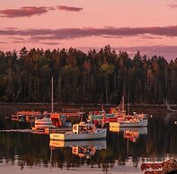 East Wind Inn on the Water