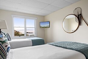 East Wind Inn