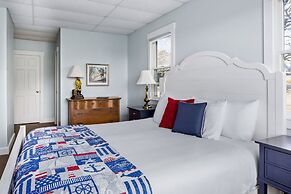 East Wind Inn