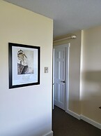 East Wind Inn