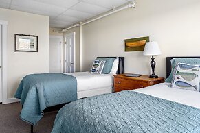 East Wind Inn