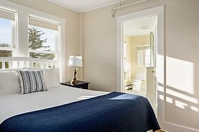 East Wind Inn