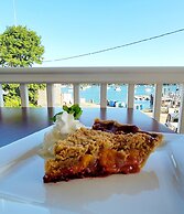 East Wind Inn