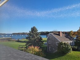East Wind Inn