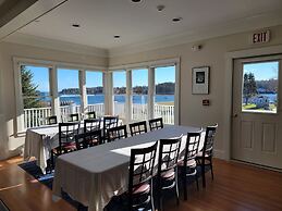 East Wind Inn