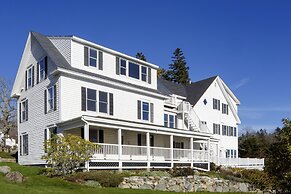 East Wind Inn