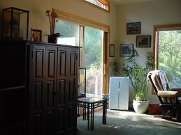 Blue Mountain Bed & Breakfast