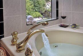 Blue Mountain Bed & Breakfast