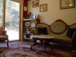 Blue Mountain Bed & Breakfast