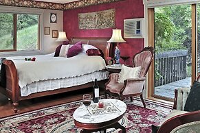 Blue Mountain Bed & Breakfast