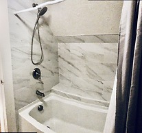 Weaverville Whitmore Inn