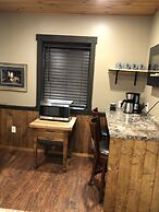 Weaverville Whitmore Inn