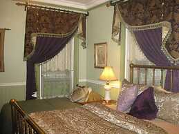 Weaverville Whitmore Inn