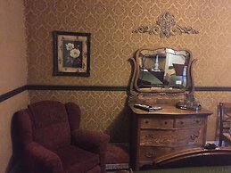 Weaverville Whitmore Inn