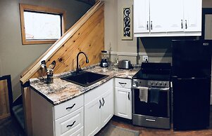 Weaverville Whitmore Inn