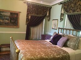 Weaverville Whitmore Inn