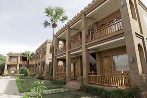 Famous Hotel Bagan 2