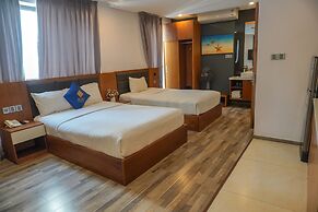Jolia Hotel Danang Beach