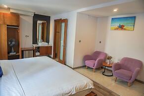 Jolia Hotel Danang Beach