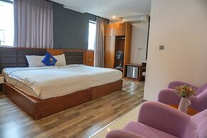 Jolia Hotel Danang Beach