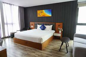 Jolia Hotel Danang Beach