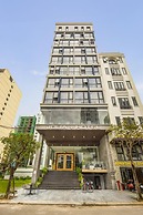 Jolia Hotel Danang Beach