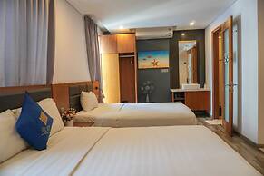 Jolia Hotel Danang Beach