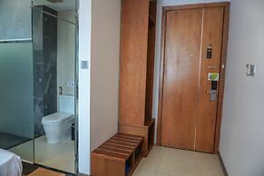 Jolia Hotel Danang Beach