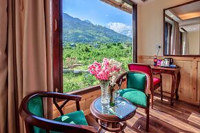 The Katoch Grand Resort