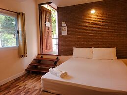 Pairom Resort