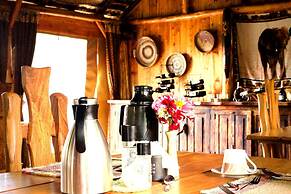 Rhino Watch safari Lodge